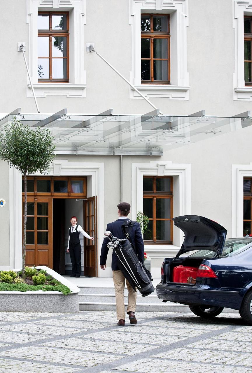 Hotel Zamek Lubliniec Kültér fotó